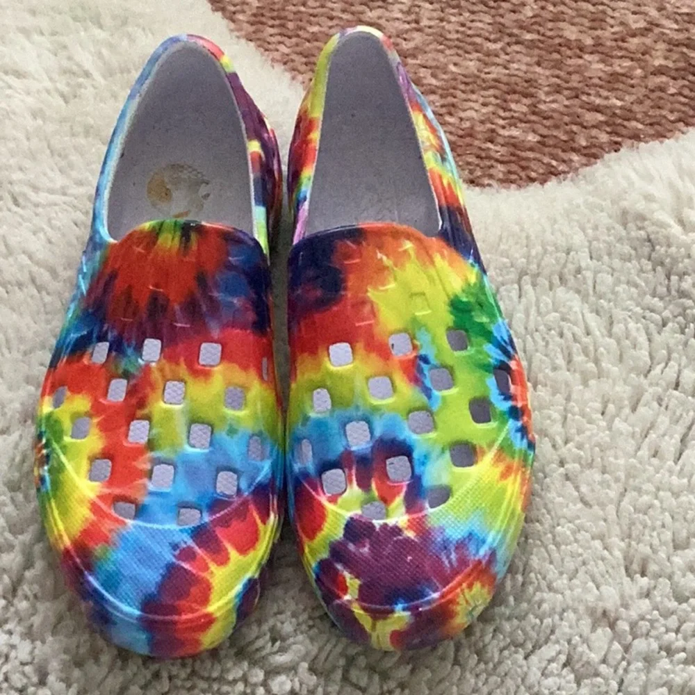 EUC Vans TRK kicks